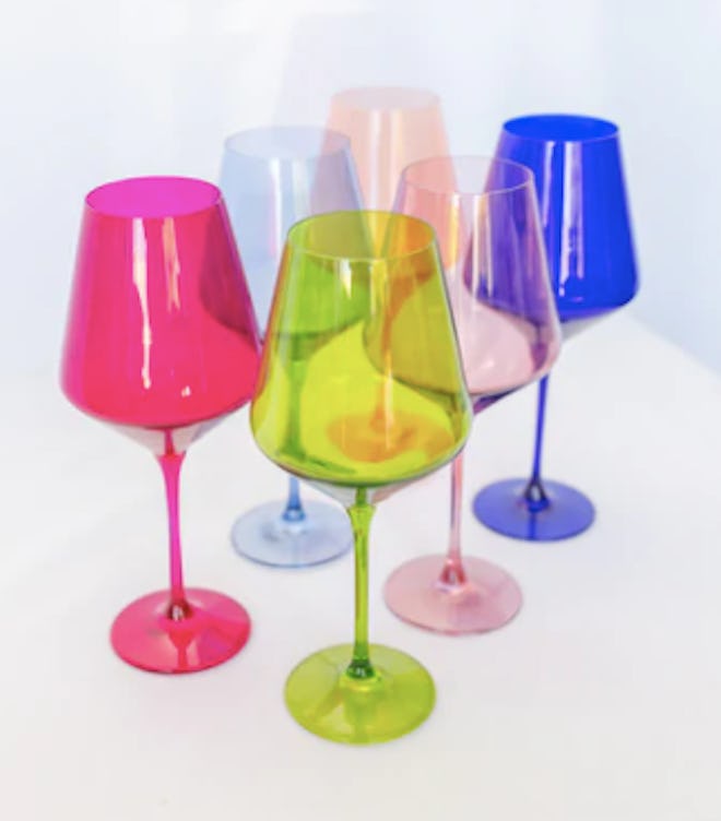 6-piece Stemware Set makes a great teacher appreciation week 2022 gift