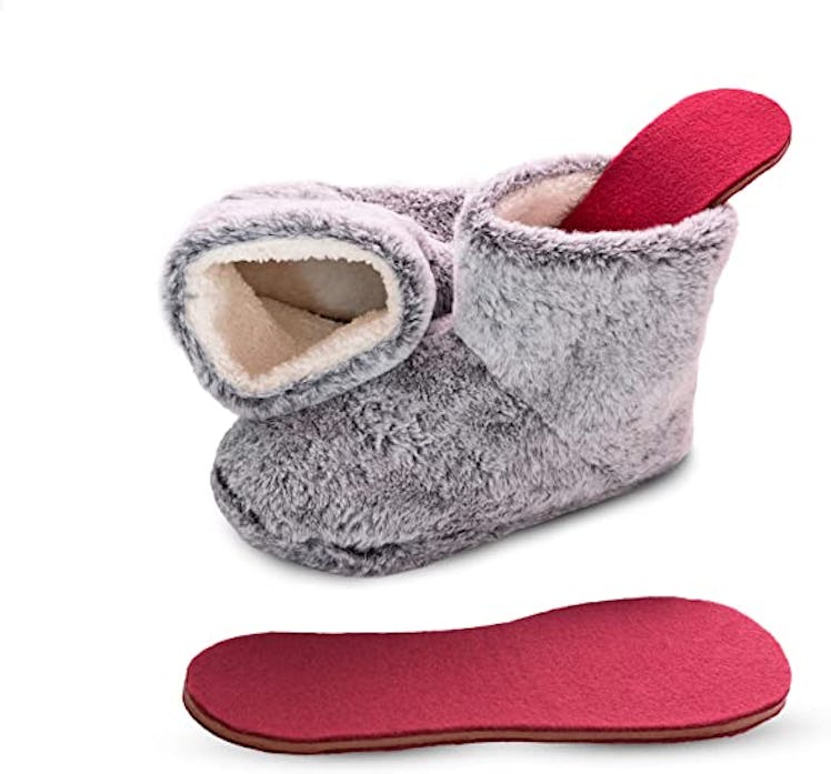 Snook-Ease Heated Slippers