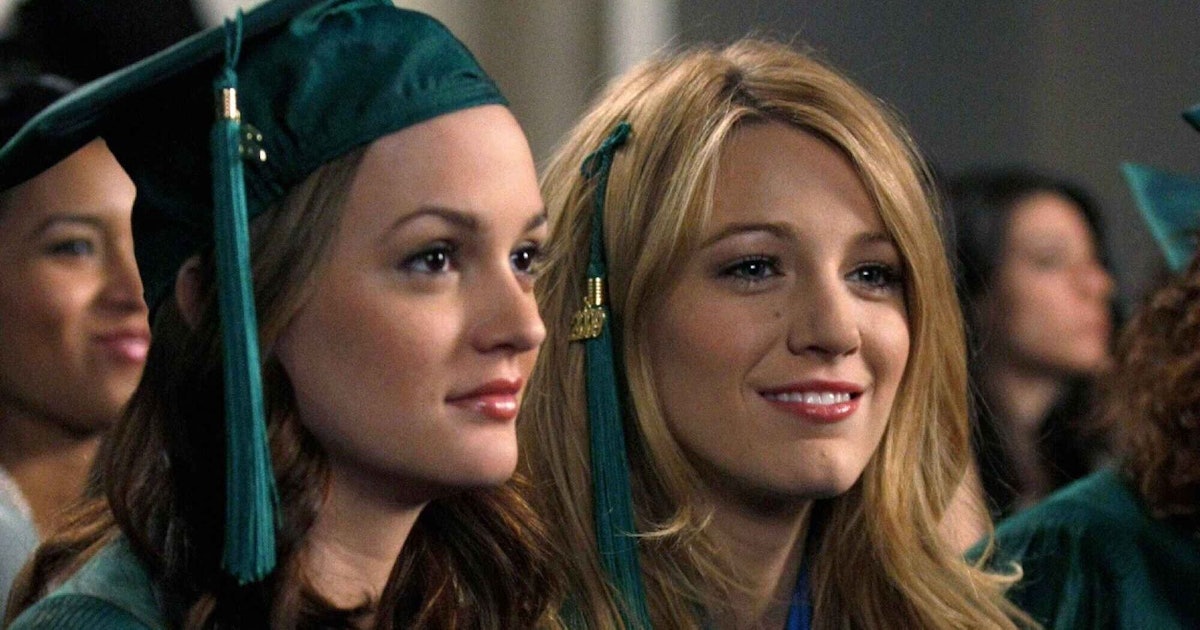 There's A TikTok Theory About Serena's 'Gossip Girl' Graduation Tassel