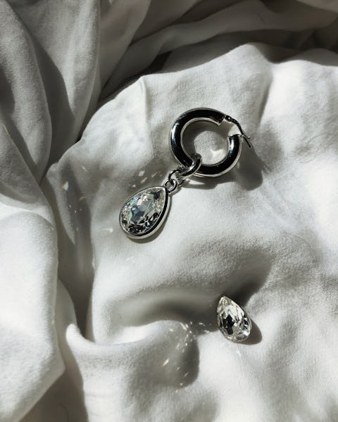silver earrings by Mounser