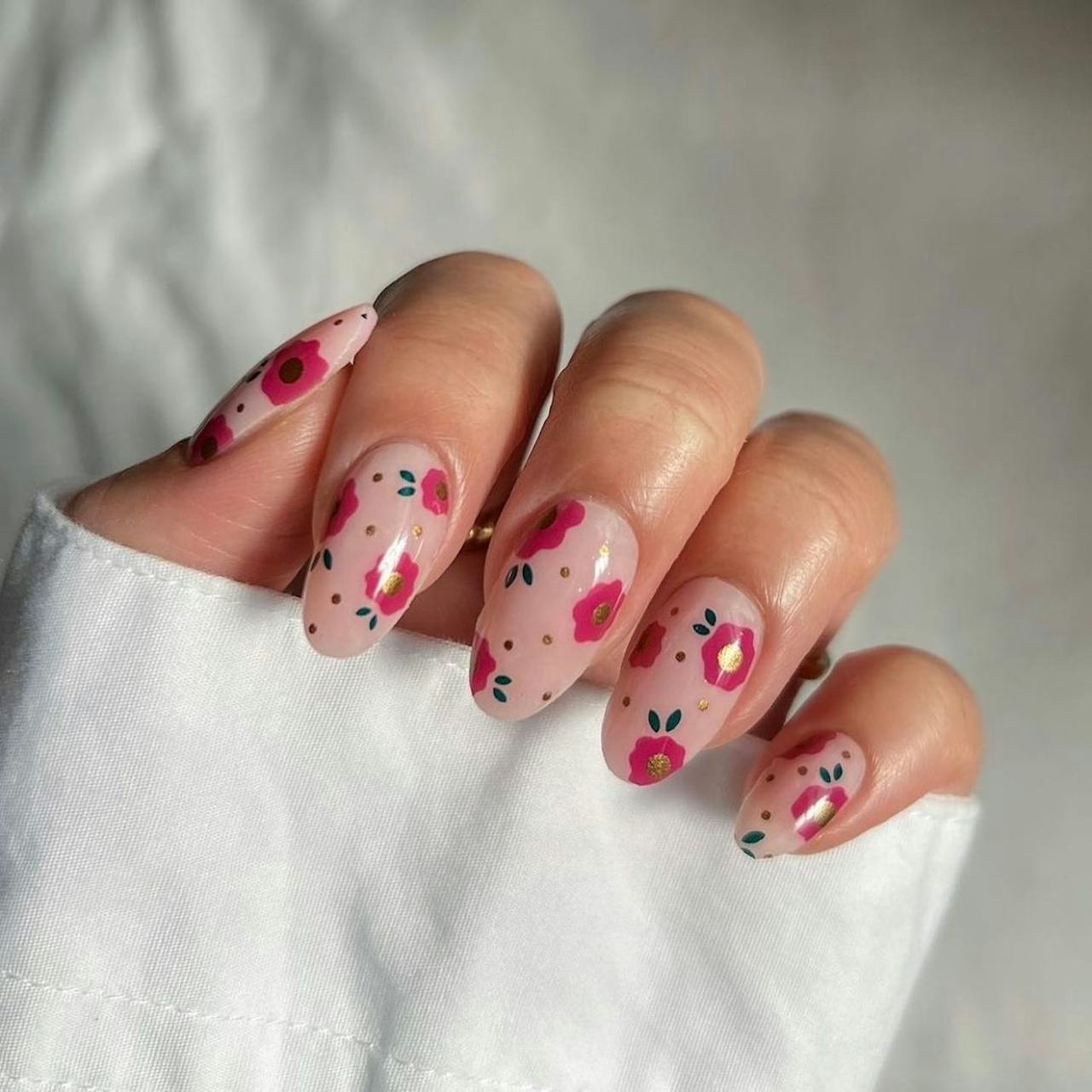 Almond Shape Nails for Summer Style