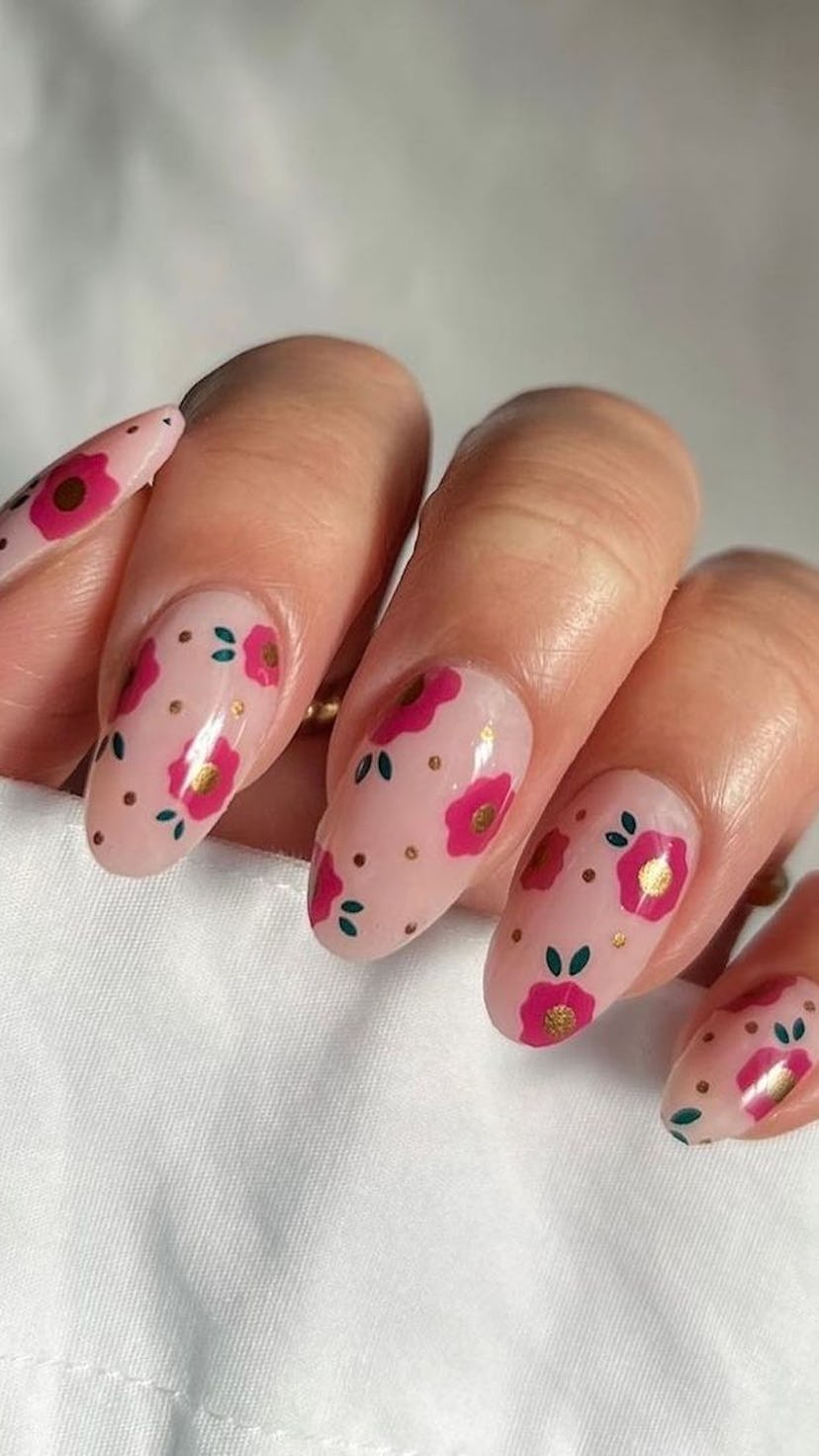 almond nail designs for summer