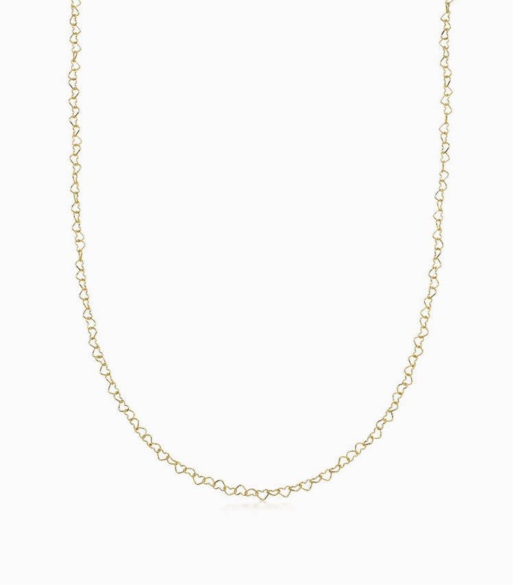 This Loquet heart chain necklace is sustainably made from 100% recycled gold.