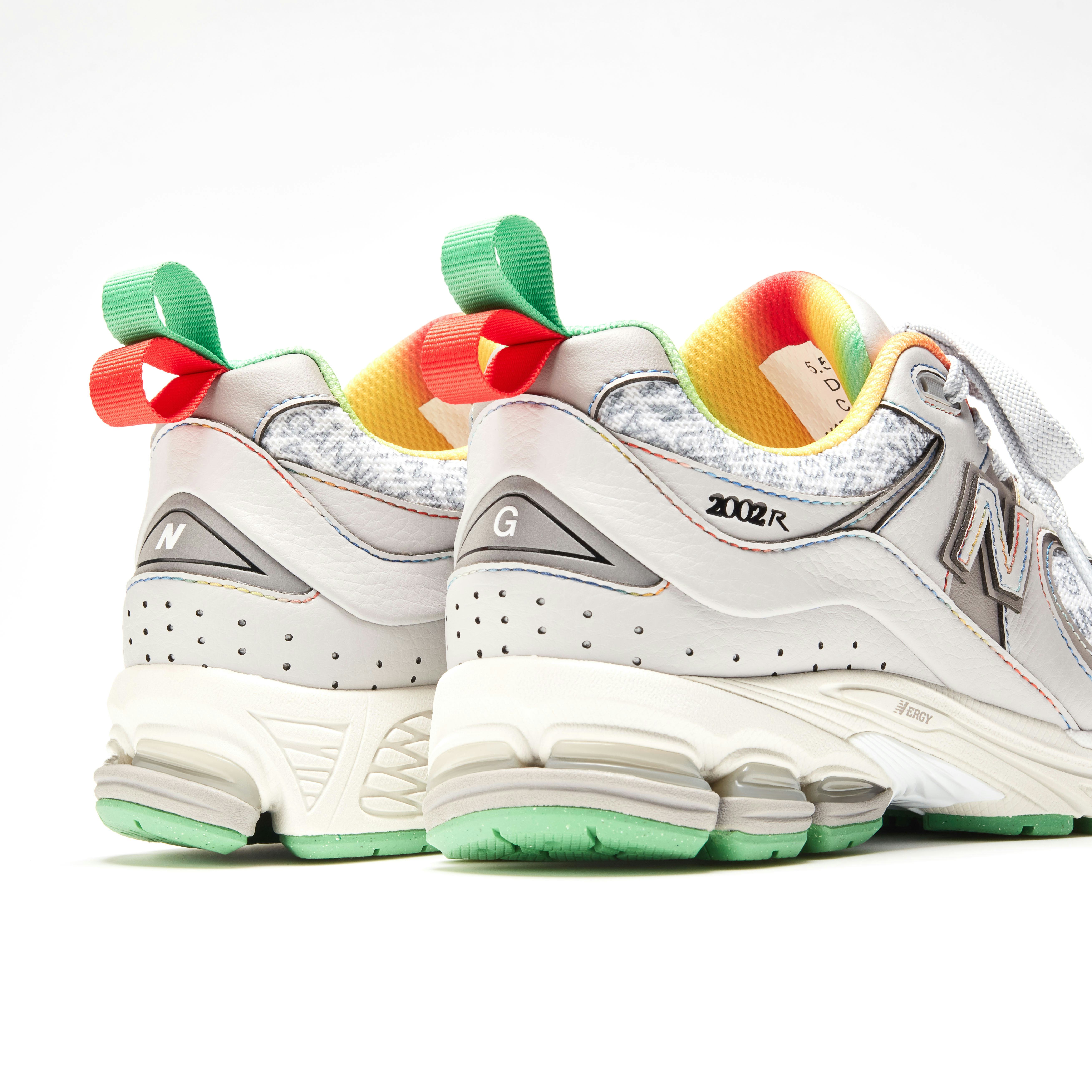 GANNI x New Balance コラボ スニーカー　「2002R」 Ganni & New Balance's Sneaker Collab Is A Y2K Throwback