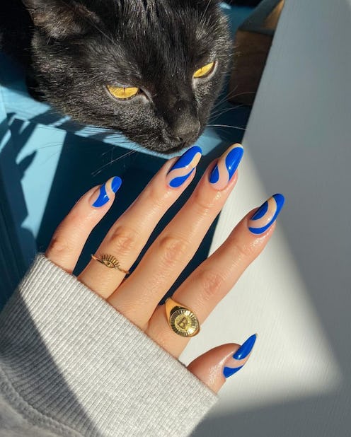almond nail designs for summer