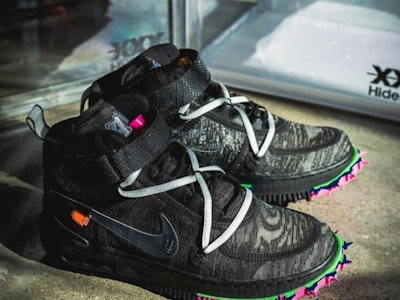 Nike x Off-White Air Force 1 Mid black