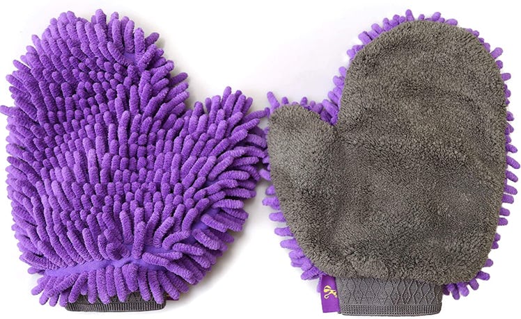 Pet Hair Brush and Hair Dryer for Dogs by Hertzko