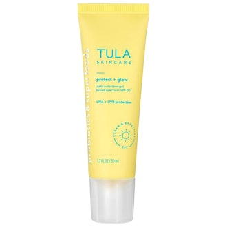 protect against the damaging effects of the sun, pollution, and blue light, all while giving a gorge...