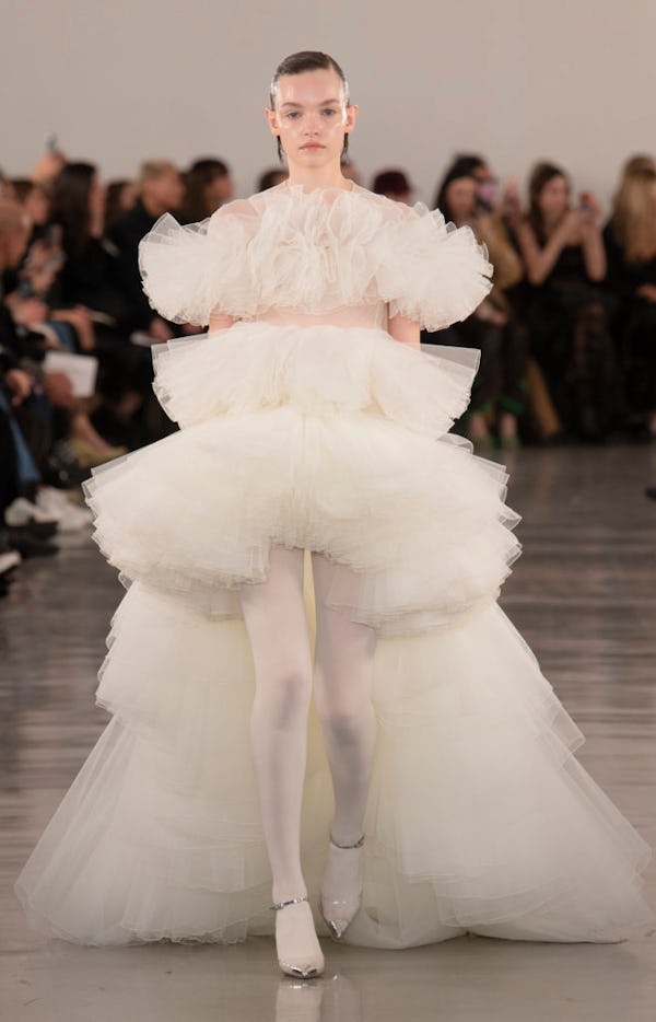 A tutu skirt wedding dress from Giambattista Valli Fall/Winter 2022 collection.