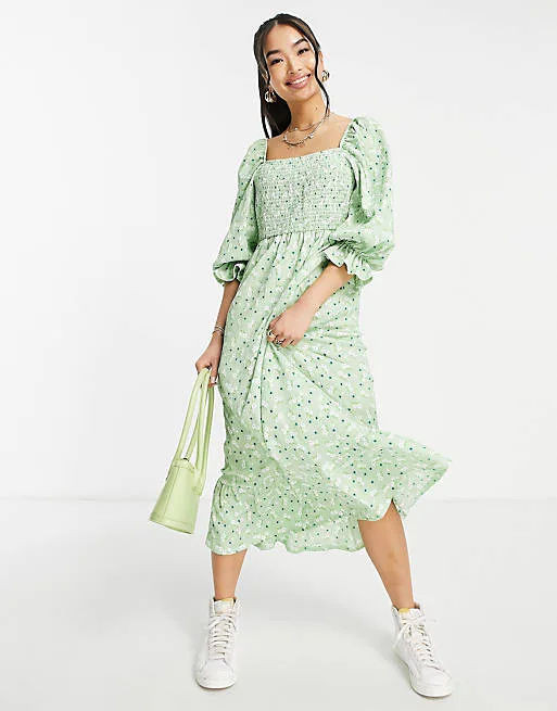 12 'Bridgerton'-Inspired Fashions & Styles To Wear For Ramadan 2022
