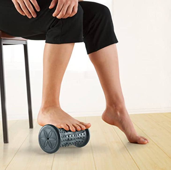 Gaiam Restore Hot/Cold Foot Roller