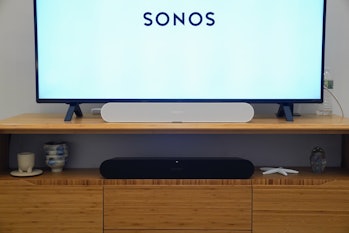 The Sonos Ray soundbar comes in white or black.