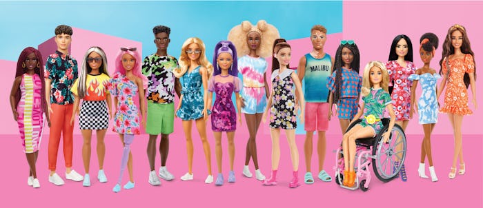 Barbie's 2022 Fashionistas line includes the first doll with behind-the-ear hearing aids.