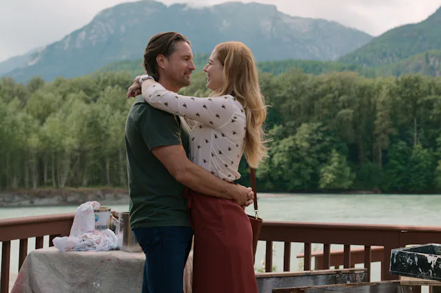 Martin Henderson and Alexandra Breckenridge star in 'Virgin River' Season 4.