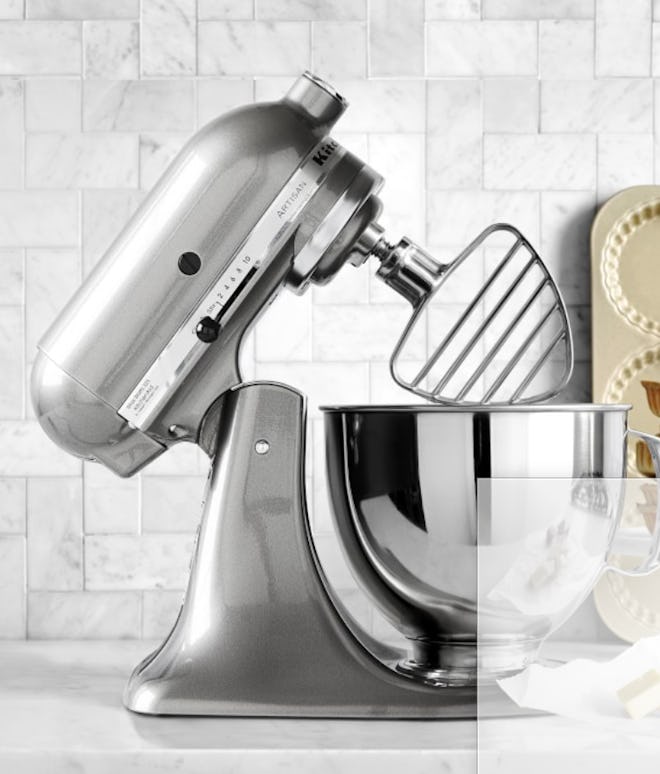 College graduation gift ideas; Kitchenaid stand mixer