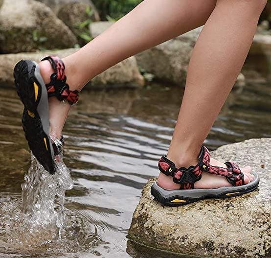 CAMEL CROWN Waterproof Hiking Sandals
