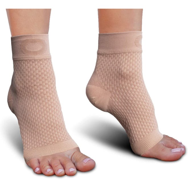 Crucial Compression Plantar Fasciitis Socks with Arch Support