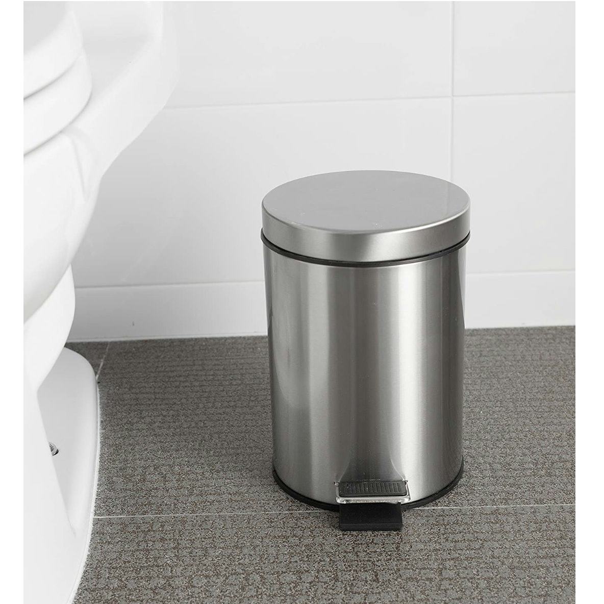 Estilo Step Trash Can