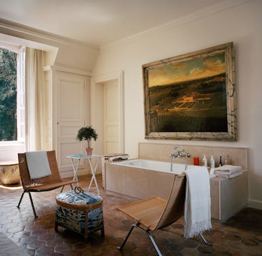 The Unparalleled Elegance of Hubert de Givenchy 8 bd4e202d 8ced 47da be16 4ec2677b87b6 wm202203give12