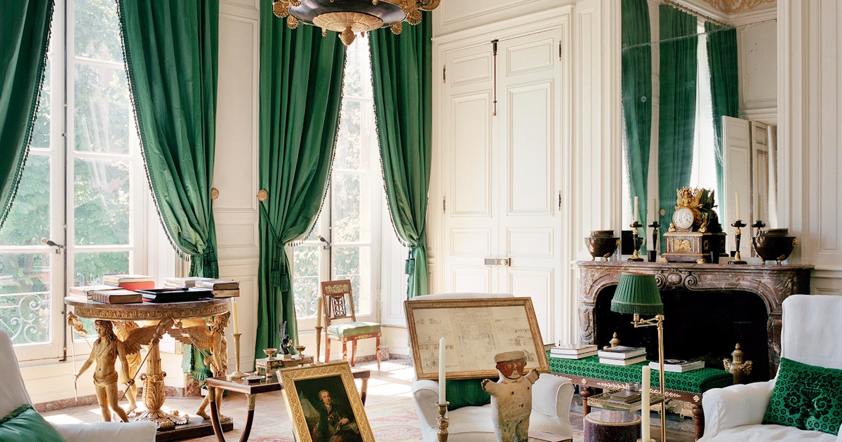 The Unparalleled Elegance of Hubert de Givenchy