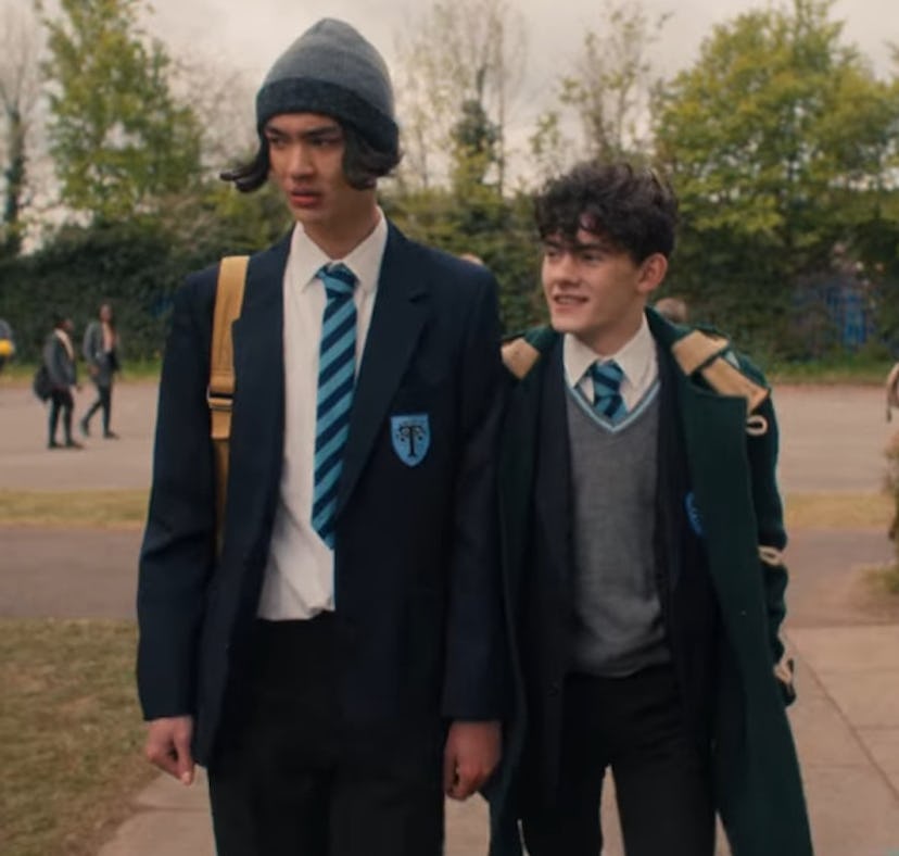 Tao and Charlie exchange 'Heartstopper' quotes for captions of BFF pics.