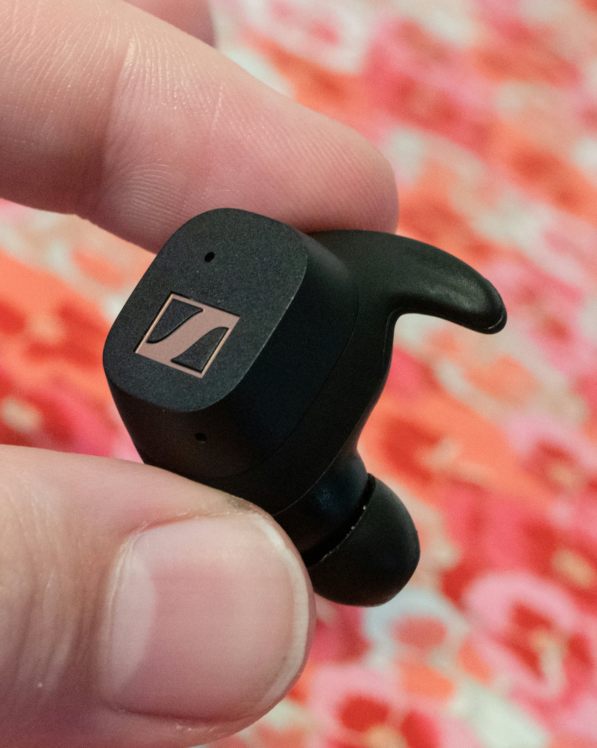 Sennheiser Sport review: These $130 wireless earbuds are gym bag 