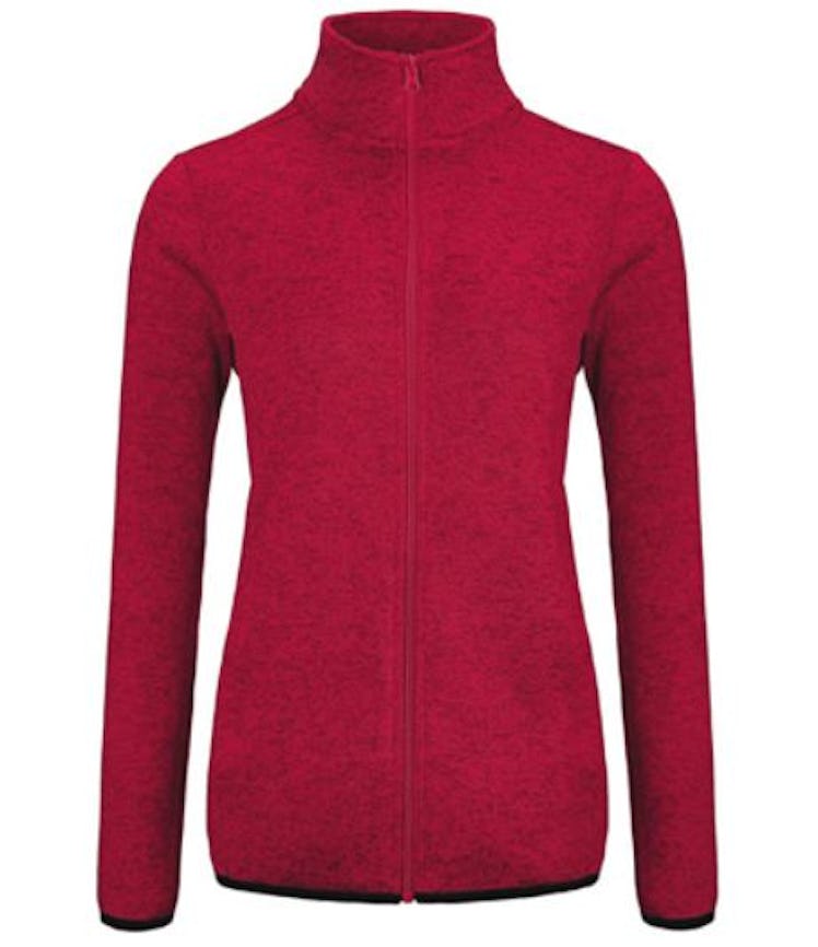 This woven fleece jacket has a stand-up collar for extra warmth. 