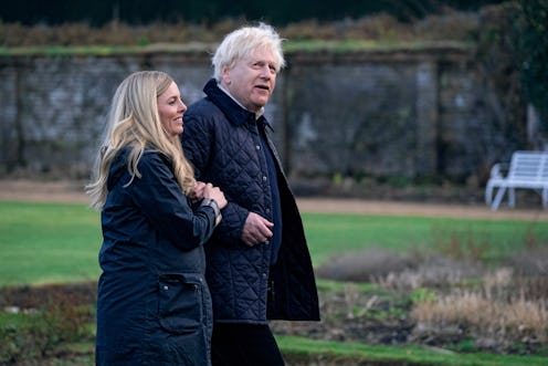 Kenneth Branagh and Ophelia Lovibond as Boris and Carrie Johnson in 'This England'