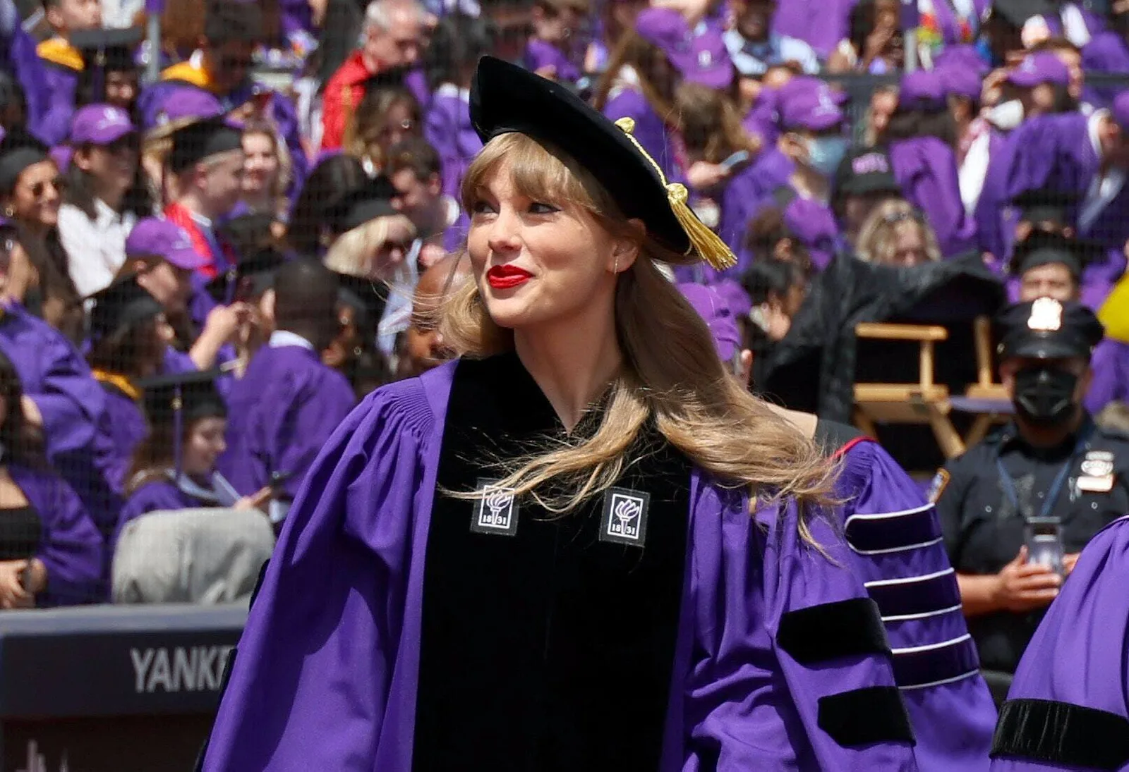 Taylor Graduation Taylor Swift's NYU Graduation Speech: The Best Quotes, Commencement ...