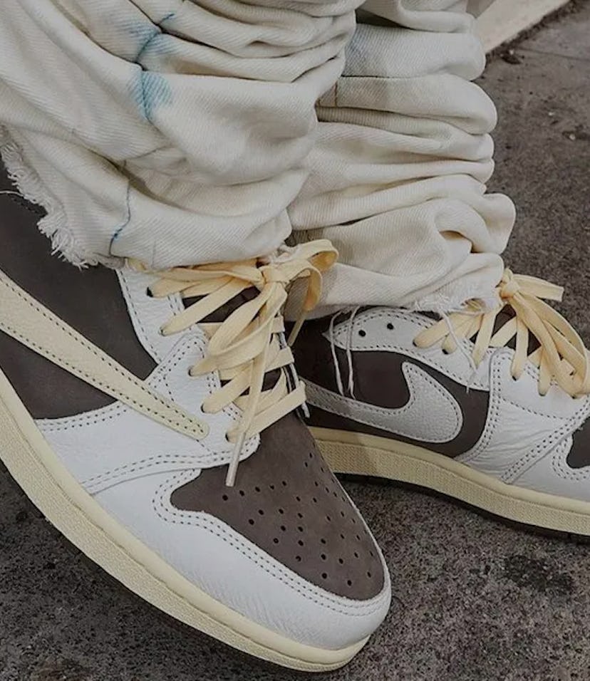 Travis Scott Air Jordan 1 Low OG Reverse Mocha