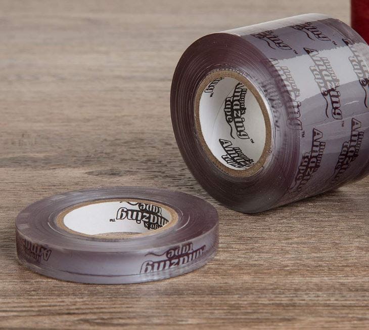 Hugo&rsquo;s Amazing Tape Reusable Non-Stick Adhesive