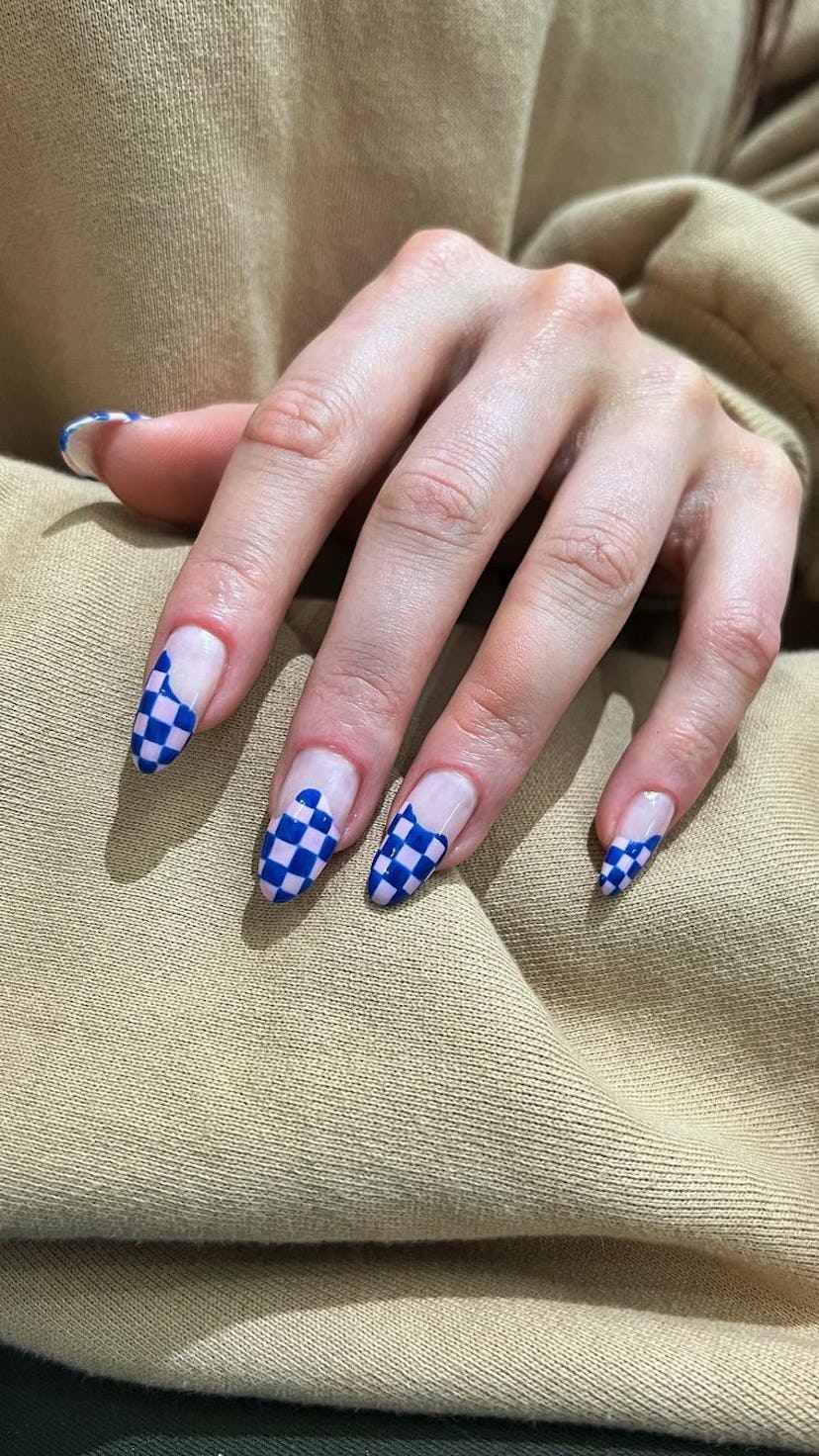 Edgy Blue Nails 2025: Bold & Unapologetic