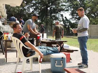 Josh Charles as Daniel Hersl and Jon Bernthal as Wayne Jenkins in 'We Own This City'