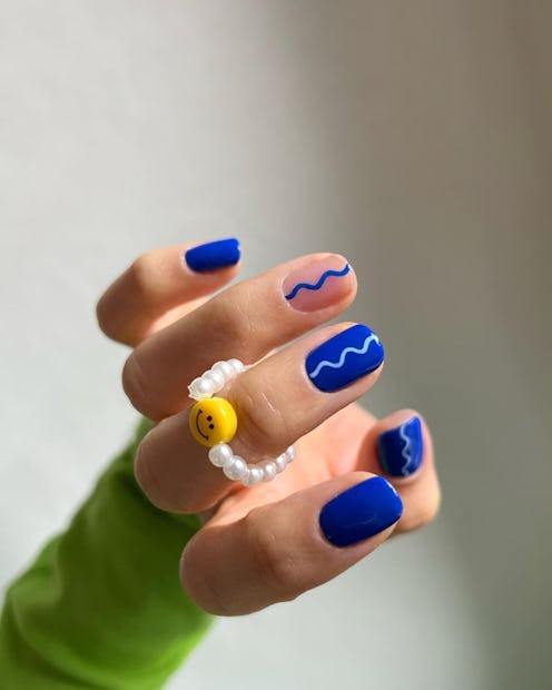 blue nail designs