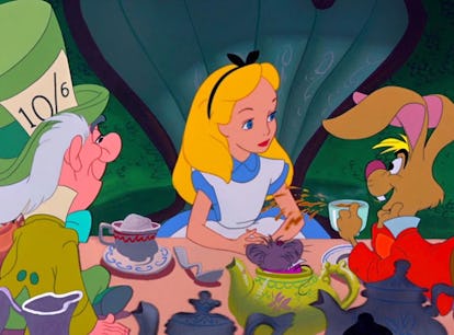 The 'Alice in Wonderland' escape room experience is based on the story of 'Alice in Wonderland'.
