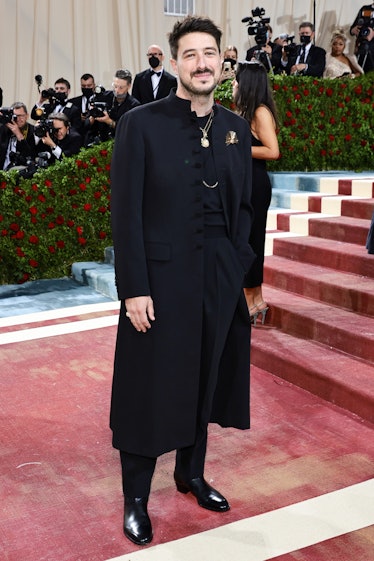 Marcus Mumford attends The 2022 Met Gala Celebrating "In America: An Anthology of Fashion" at The Me...