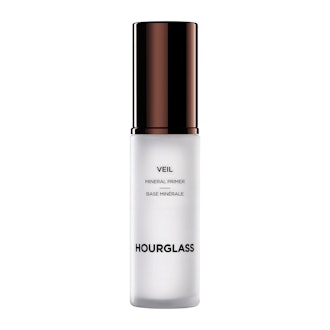 sweat-proof makeup primer: Hourglass Veil Mineral Primer