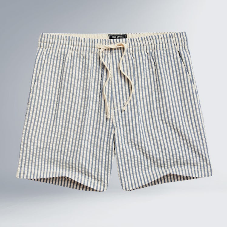 Todd Snyder 5" Seersucker Weekend Short in Blue Stripe