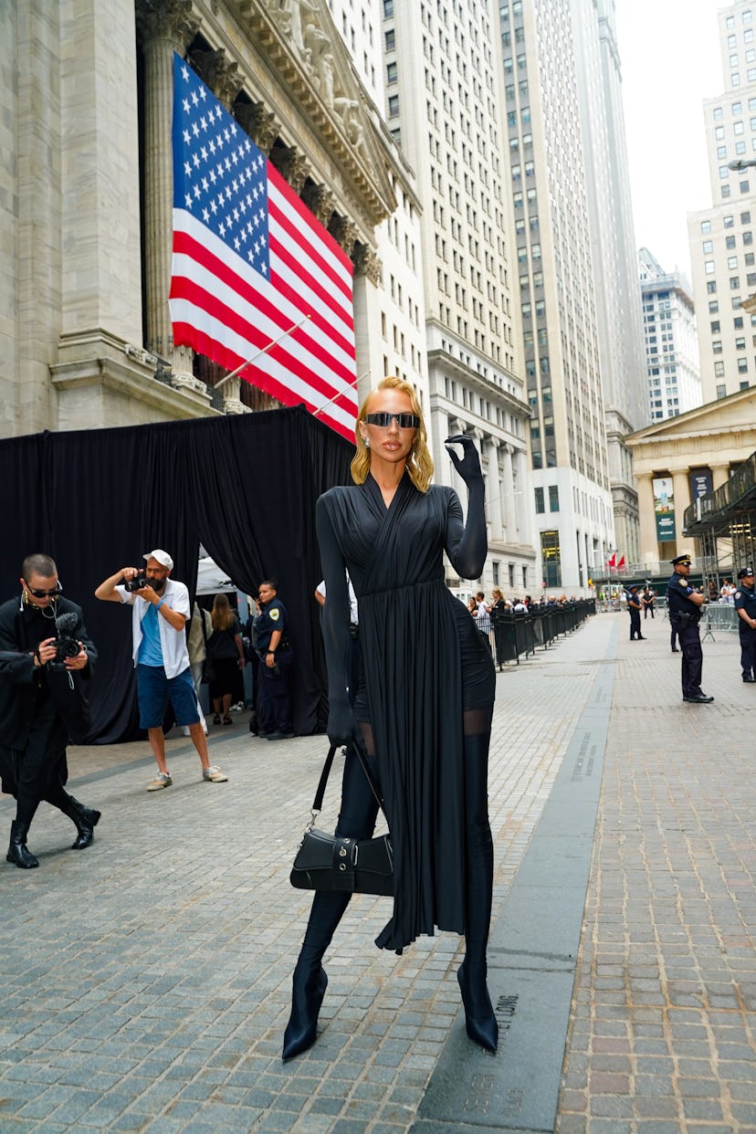 Christine Quinn wearing Balenciaga on Wall Street