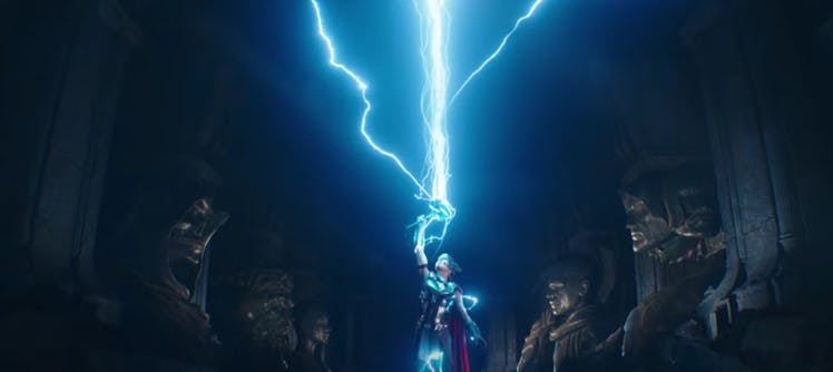 Jane (Natalie Portman) standing in a hall of statues in Thor: Love and Thunder