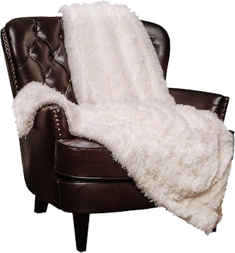 Chanasya Faux Fur Throw Blanket