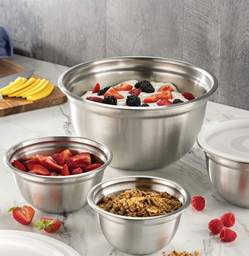 FineDine Premium Stainless Steel Mixing Bowls with Airtight Lids