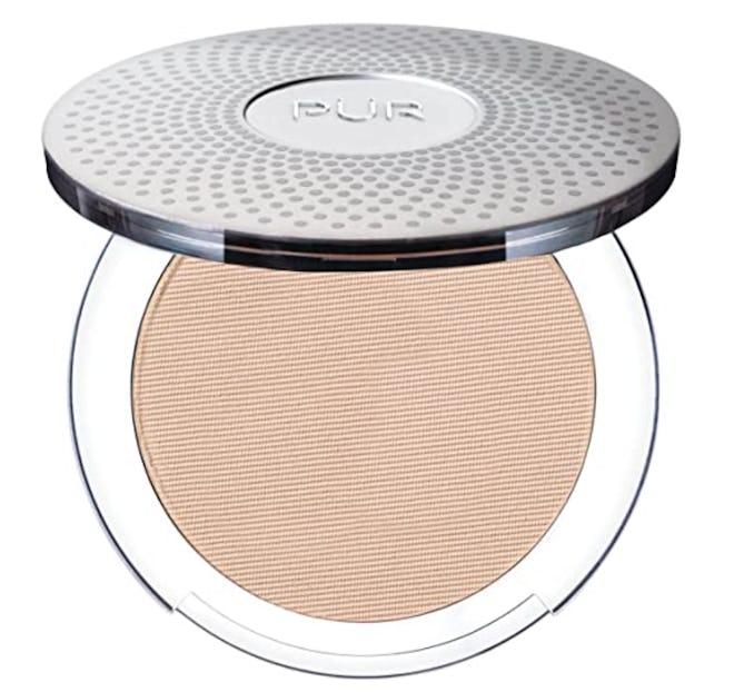 PÜR 4-in-1 Pressed Mineral Makeup is an inexpensive, but safe beauty product for kids.