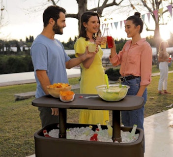 Keter Breeze Bar Outdoor Patio Furniture And Hot Tub Side Table