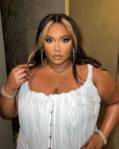 Money piece highlights as seen on Lizzo.