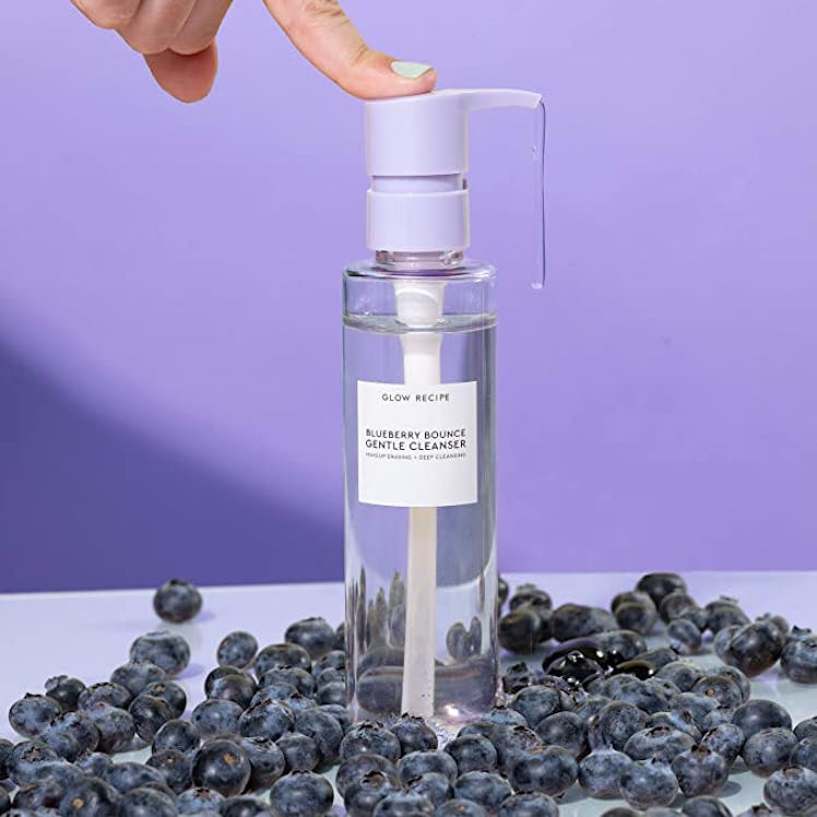 Glow Recipe Blueberry Bounce Gentle Cleanser