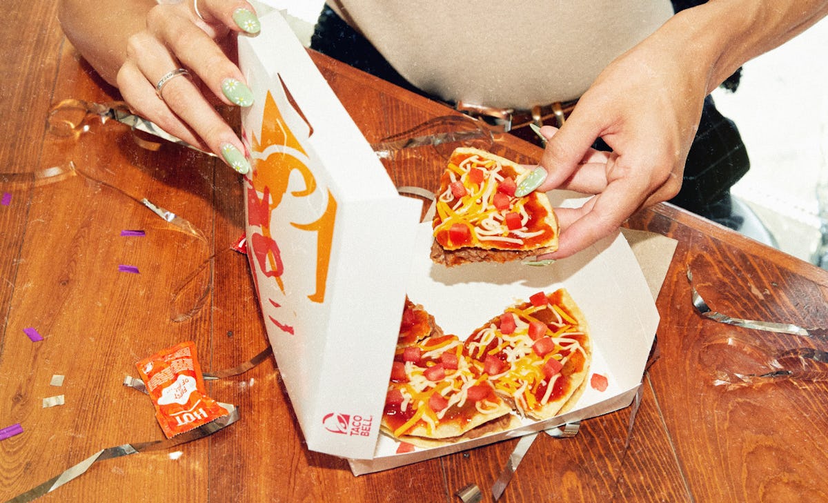 Taco Bell Finally Brought Back Mexican Pizza