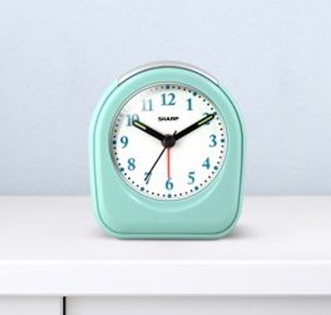 Low-Light Analog Alarm Clock