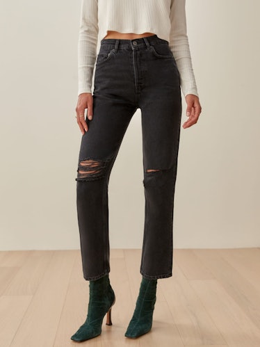 Long torso, short legs, big belly, not enough confidence to wear high  waisted pants or suspenders. Need help! : r/FashionPlus