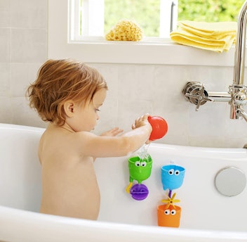 Munchkin Falls Bath Toy Baby Water Wheel Bath Toy
